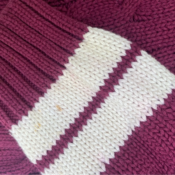 Vintage Preppy Lord & Taylor V-Neck, Cable Knit SWEATER very Ivy League! - Picture 6 of 7